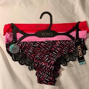 -3 brand new panties! Bright colors :-)